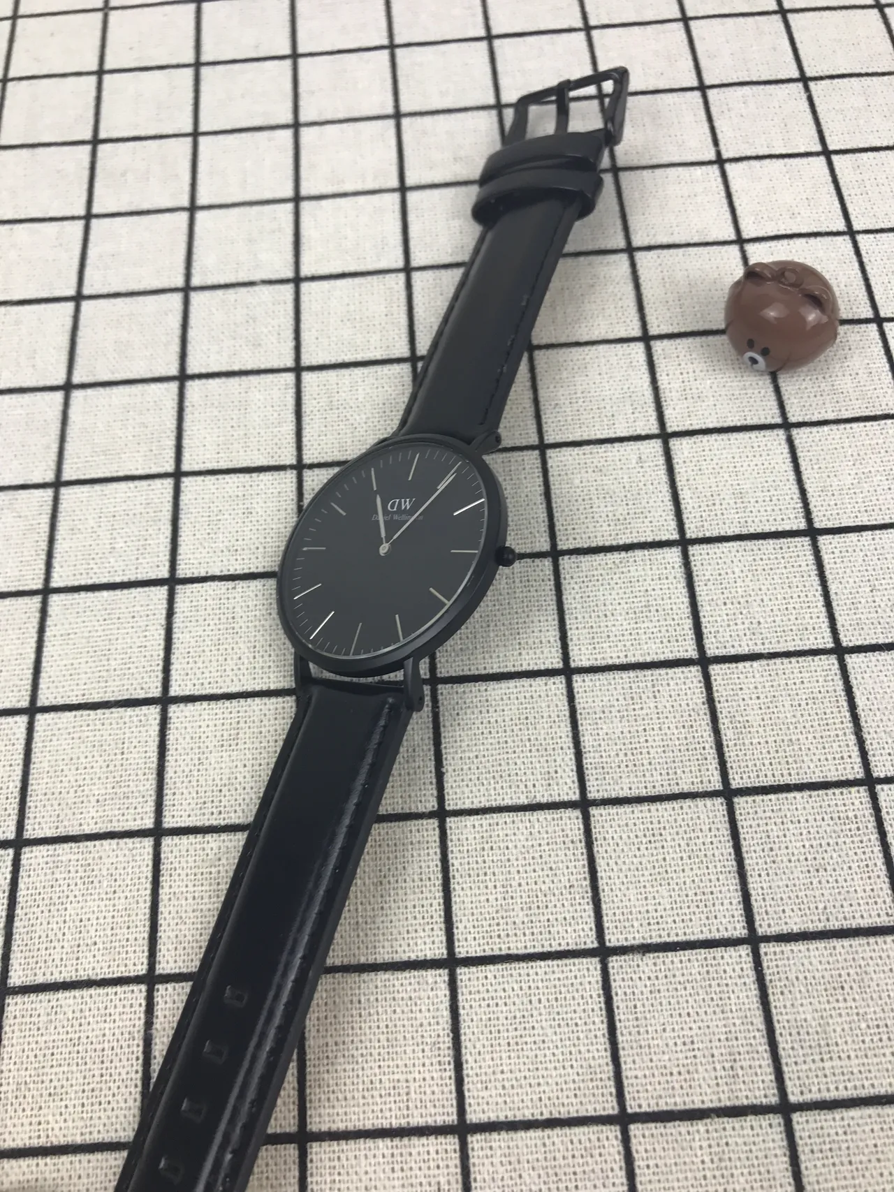 Daniel Wellington 经典黑色极简石英手表 6