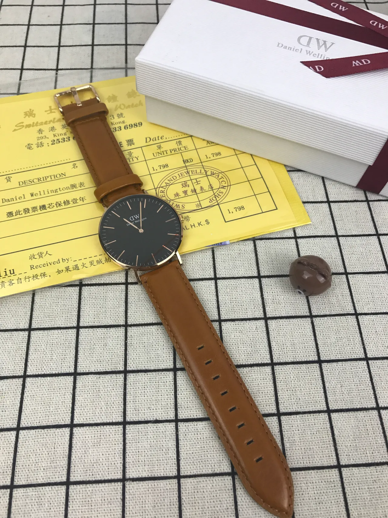 Daniel Wellington Montre Classique Minimaliste Cadran Noir Cuir Tan Quartz 2