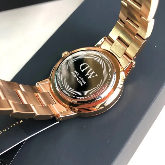 Daniel Wellington Classic Petite गुलाबी सोना गहरा भूरा डायल क्वार्ट्ज घड़ी 4