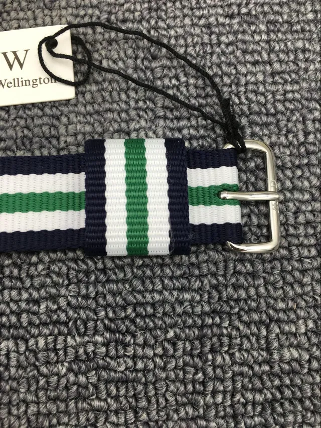 Daniel Wellington 经典白海军极简表盘不锈钢表壳石英手表 4