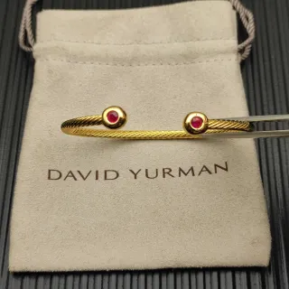 David Yurman Cable Classics روبي كابل ملتوي سوار مفتوح الرسغ