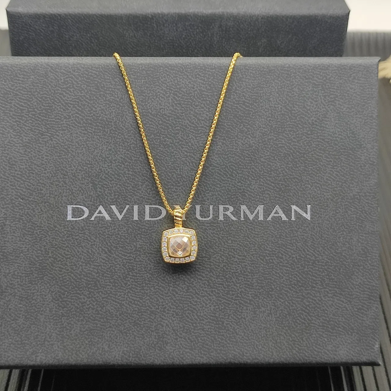 David Yurman Gold Beige Curb Chain Square Cushion-Cut Center Stone Necklace 6