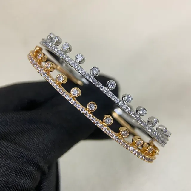 DE BEERS Bracelete de Bangle com Pedras Pavé e Bezel-Set em tom dourado 4