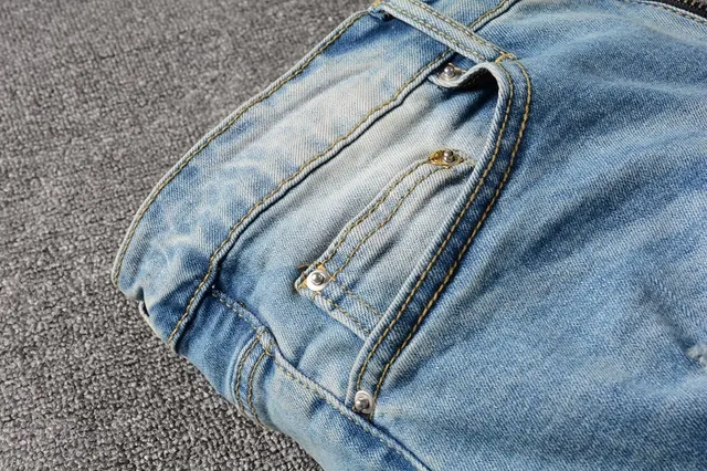 Distressed Slim-Fit Light-Wash Azul jeans 4