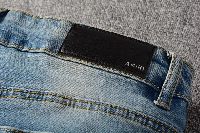 Distressed Slim-Fit Light-Wash Azul jeans 14