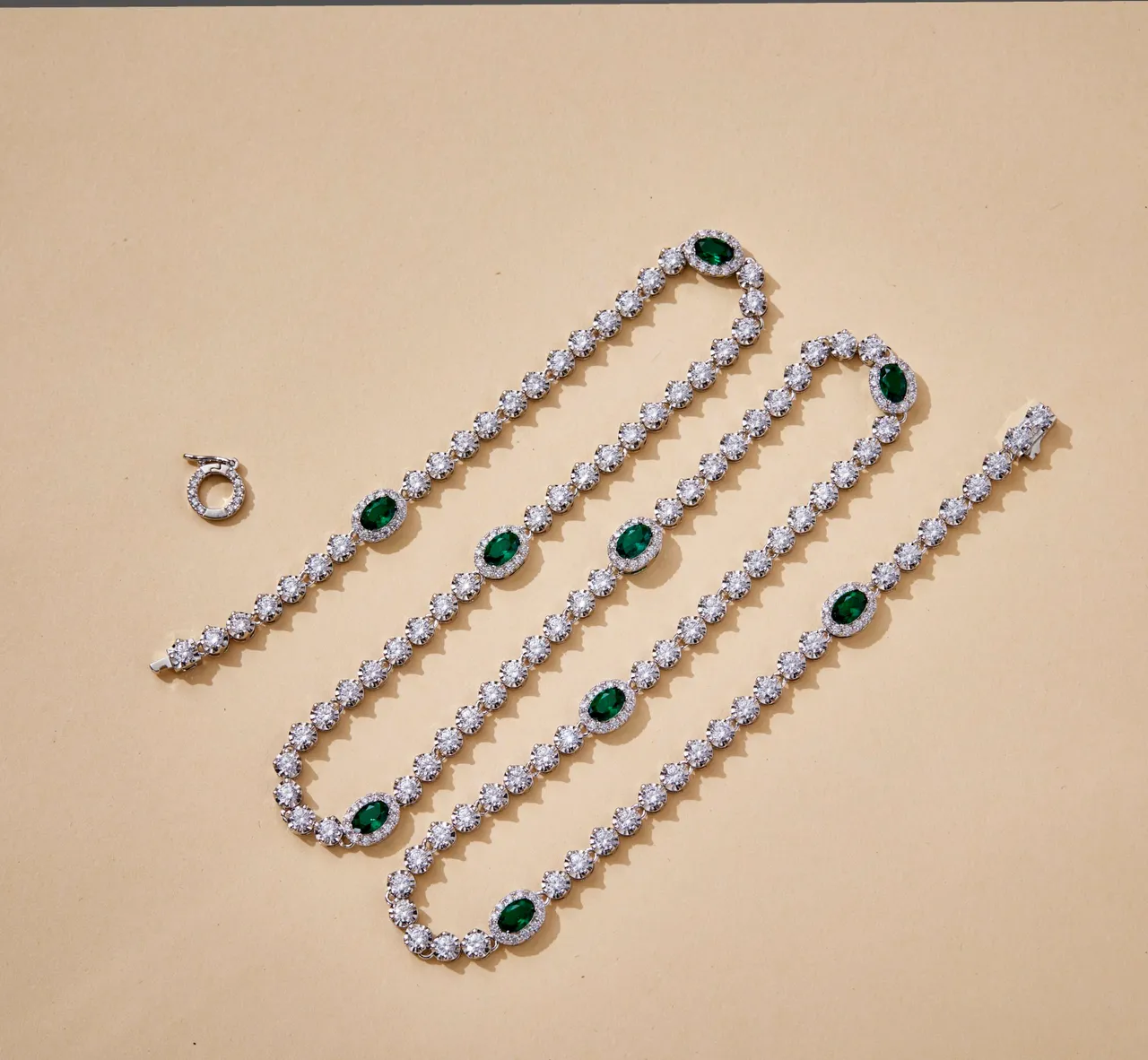 Emerald and Diamond Detachable Double-Pendant Necklace 3
