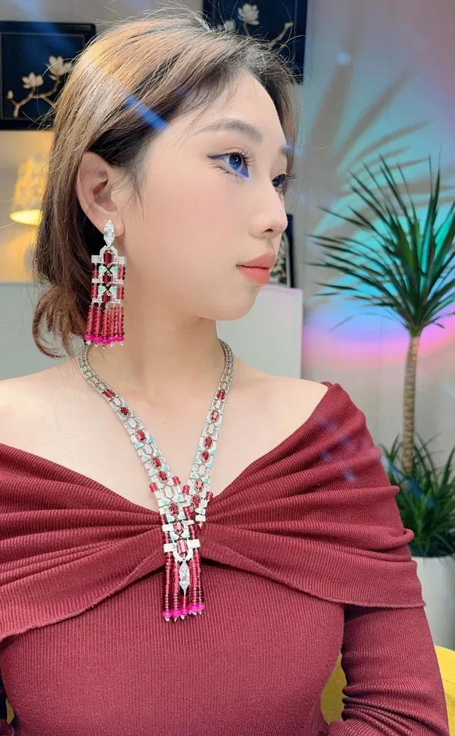 Geometric Pavé-Set Red and Pink Gemstone Tassel Necklace 3