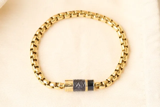 Gold Black Chain-Link Bracelet 7