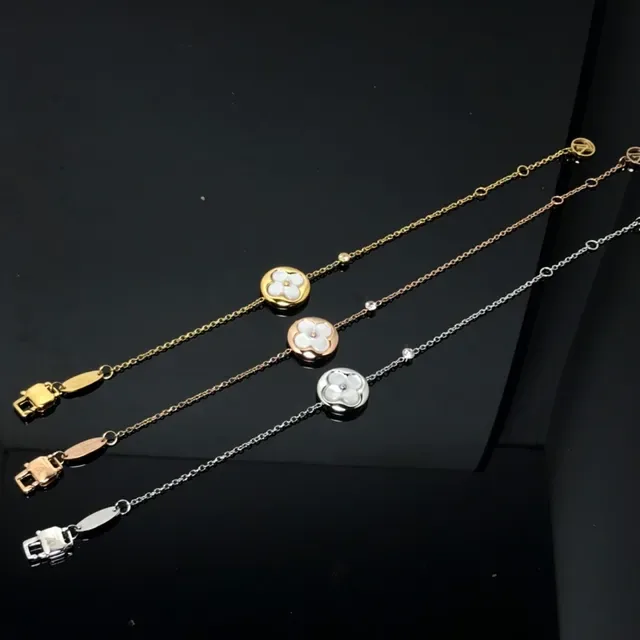 Gold Silver Floral Pendant Mother-of-Pearl Inlay Necklace 4