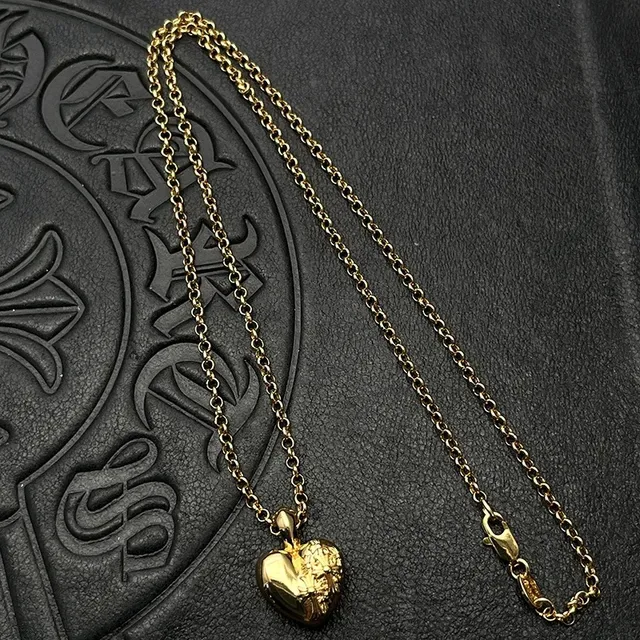 Gold-Tone Floral Heart Pendant Necklace 5