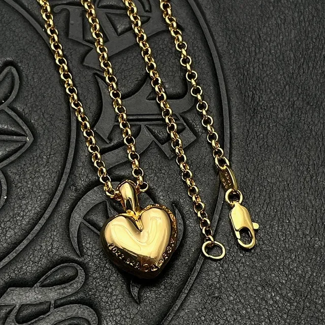 Gold-Tone Floral Heart Pendant Necklace 6