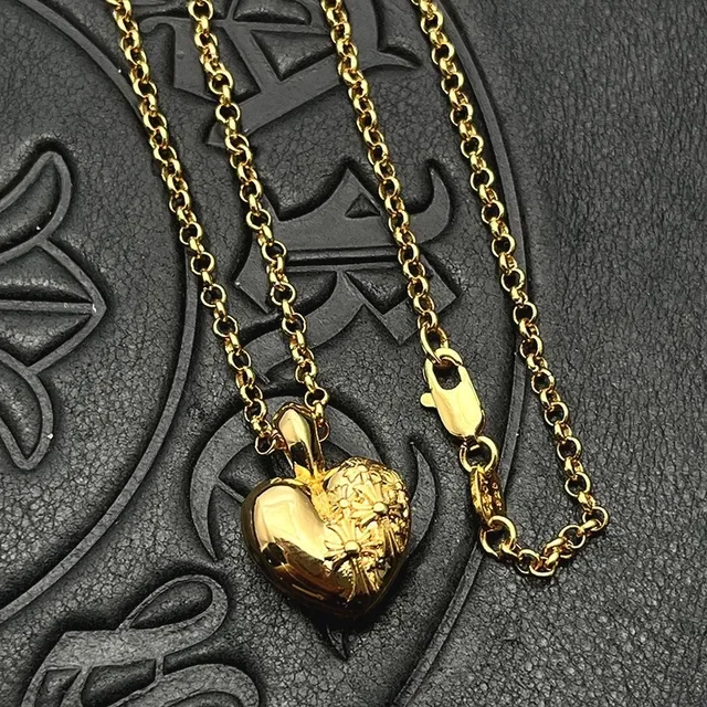 Gold-Tone Floral Heart Pendant Necklace 8