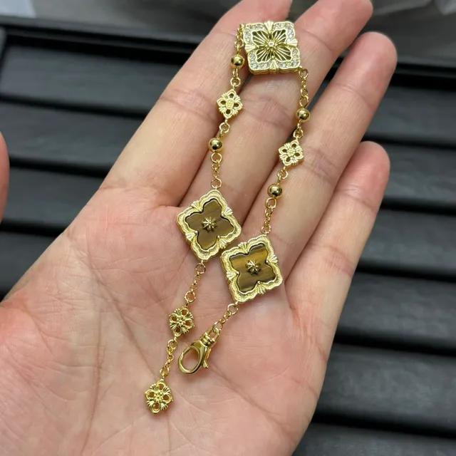 金色四叶形花卉圆牌链条手链 2