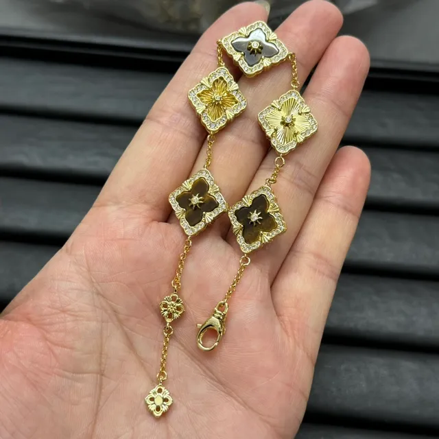 金色四叶形花卉圆牌链条手链 3