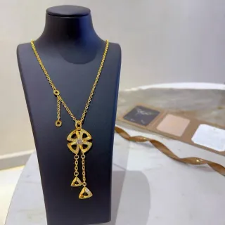 সোনা সাদা ধাতু Pavé-Set Stones নেকলেস