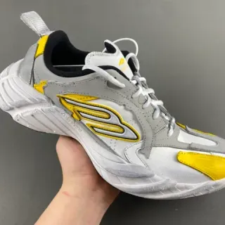 ग्रे पीला Oversized Sculpted Midsole Layered Synthetic And Textile Upper चंकी स्नीकर्स