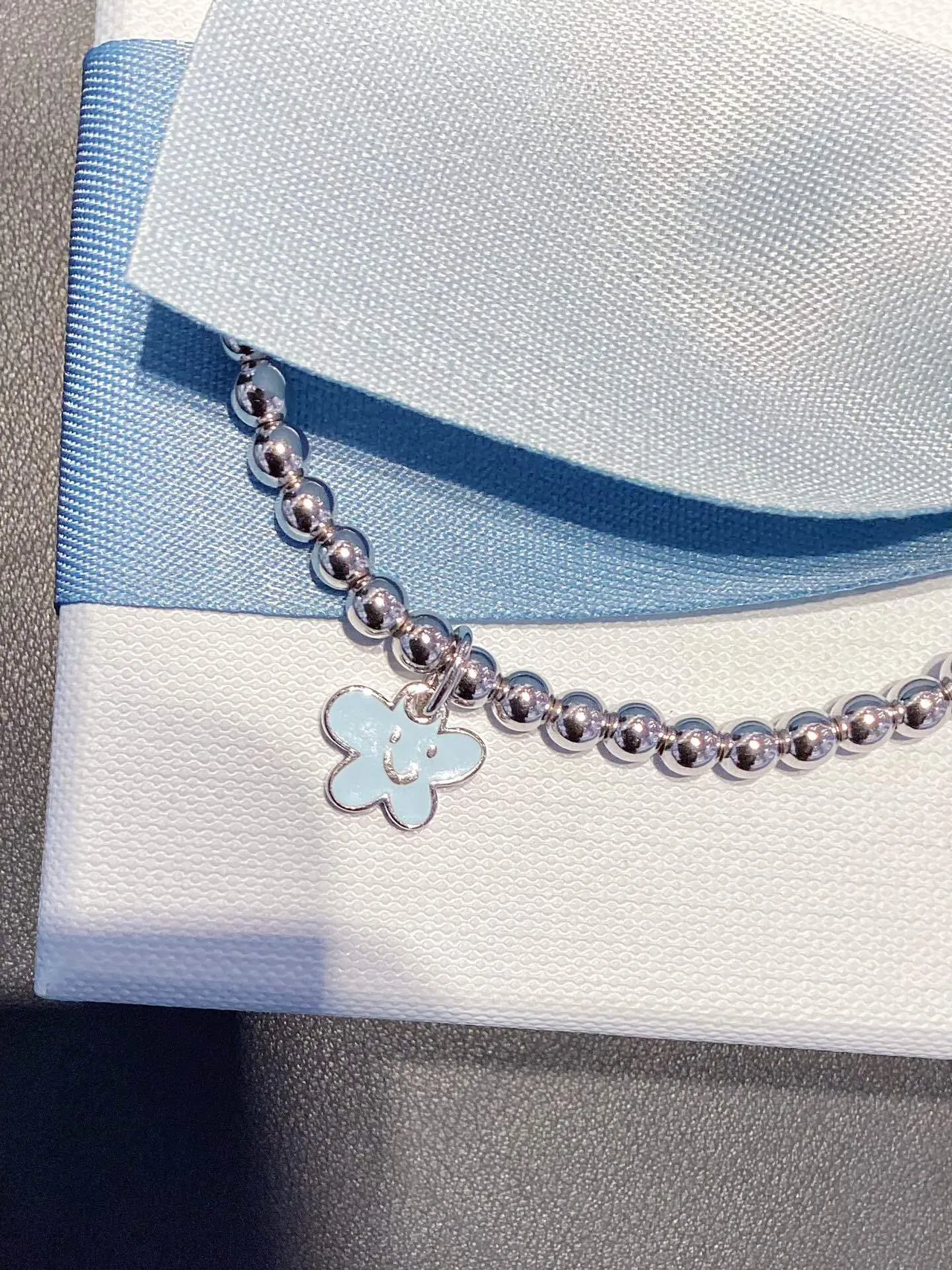 HEFANG Healing Smile Little Flower Silver Beaded Bracelet 4