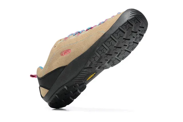 Keen Gris Noir Minimaliste Low-Top Synthétique Daim Supérieur Chaussures Lifestyle 24