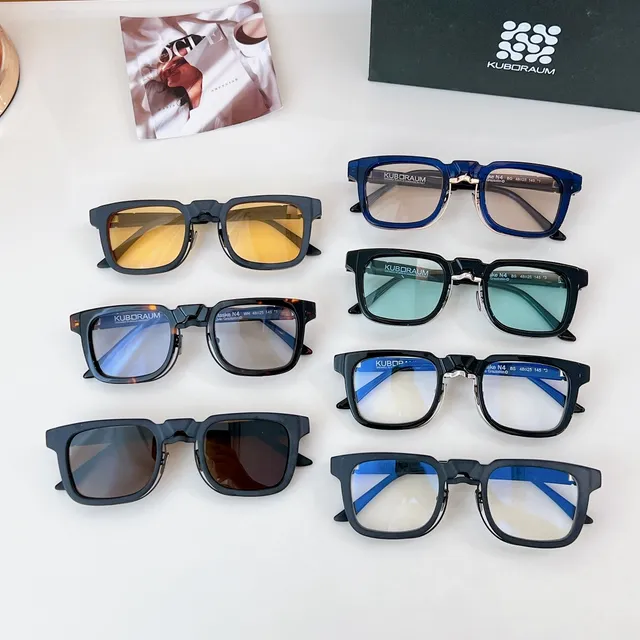 KUBORAUM Angular Rectangular Matte Black Sunglasses 3