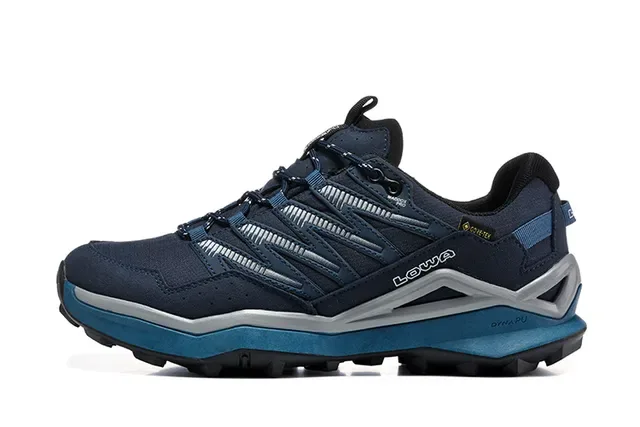 LOWA Black Gray Low-Top Hiking Sneaker GORE-TEX Lined Sneakers 3