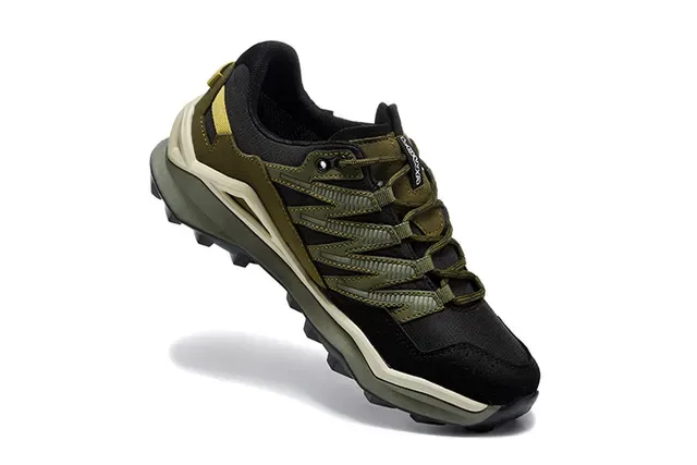 LOWA Black Gray Low-Top Hiking Sneaker GORE-TEX Lined Sneakers 16