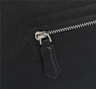Montblanc काला चाँदी आयताकार सिल्हूट चिकना चमड़ा लिफाफा क्लच 9