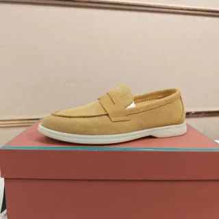 Loafer de camurça mostarda correa penny