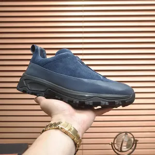 حذاء رياضي Navy Black بدون أحزمة سليب أون بارنسويد