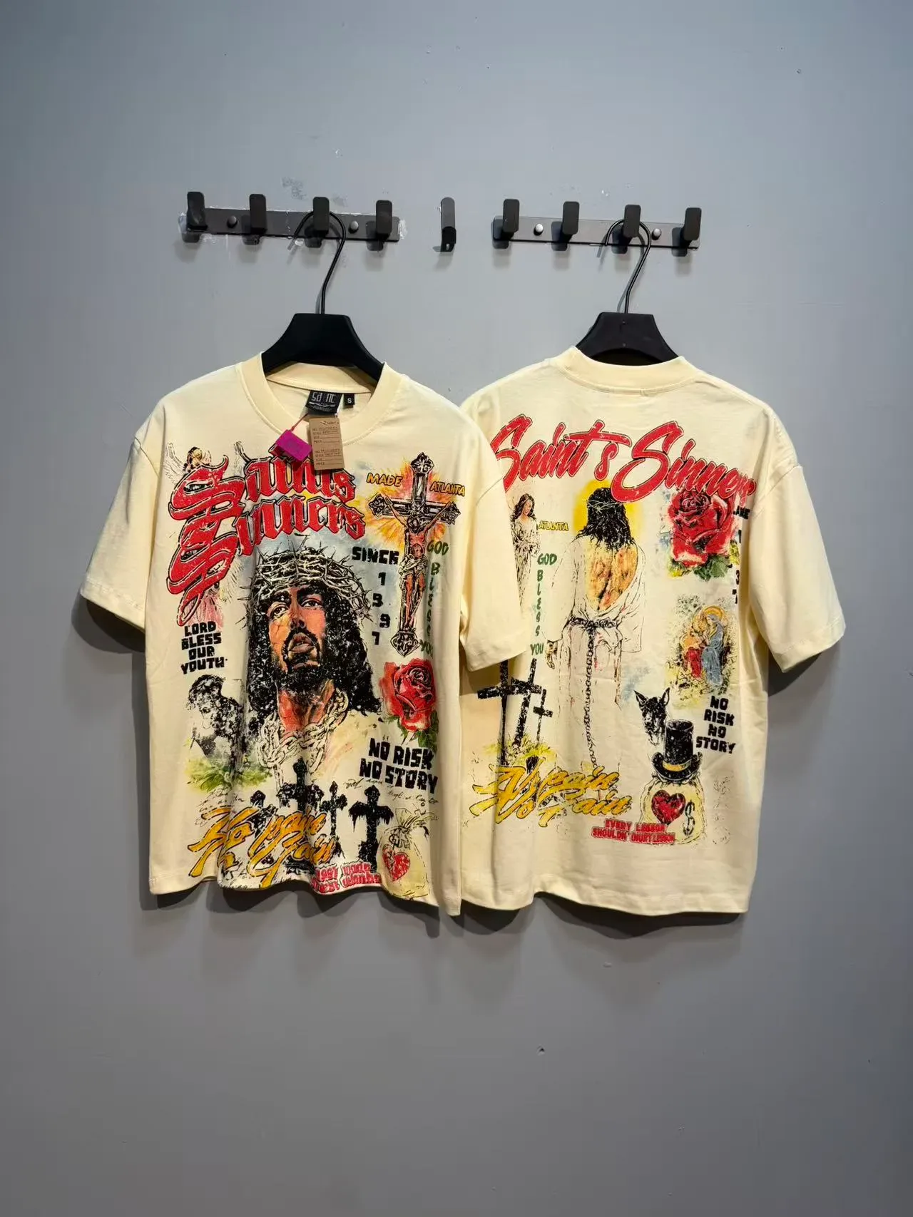 Off-White Graphic Print Oversized T-Shirt 12