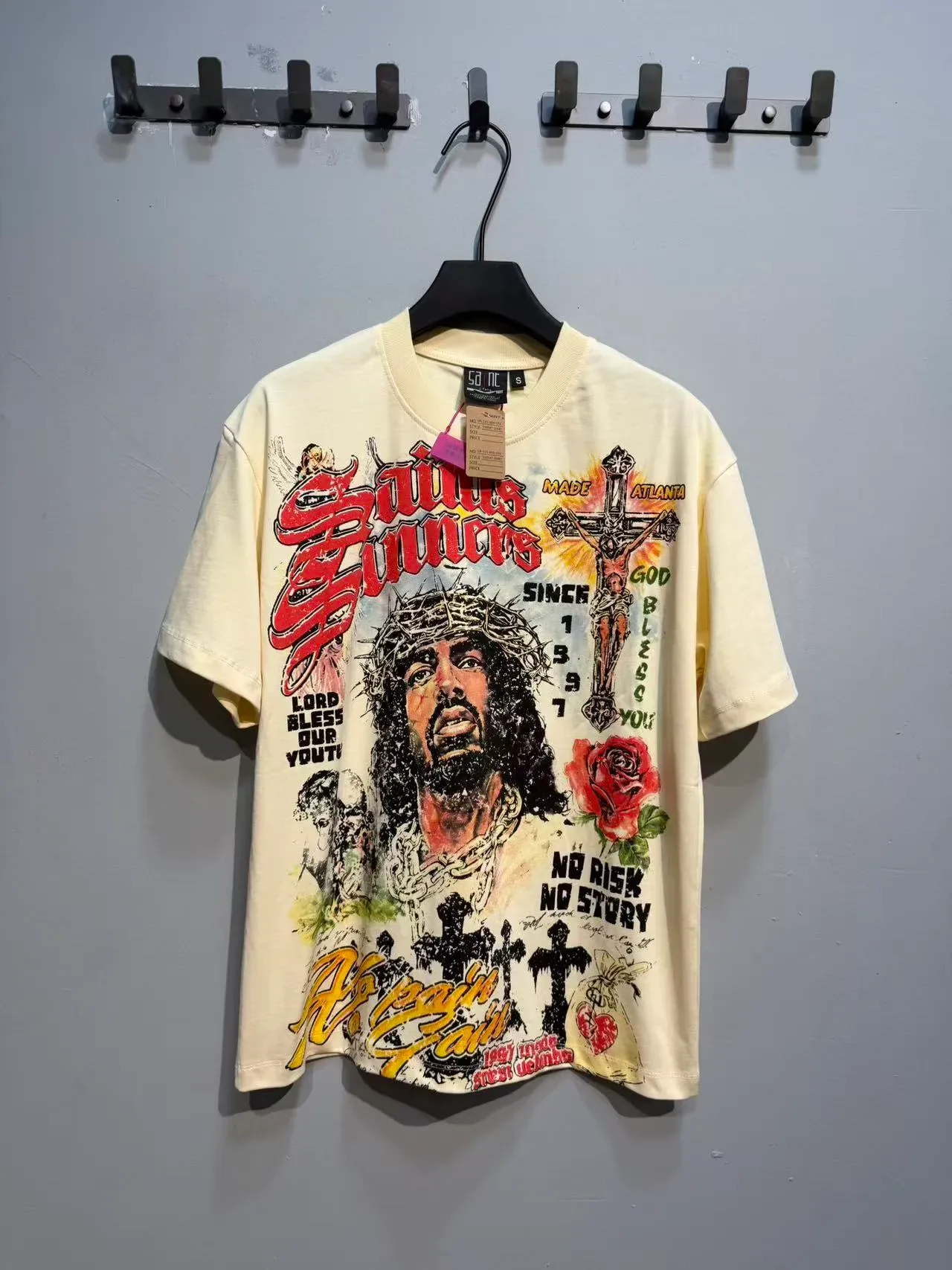 Off-White Graphic Print Oversized T-Shirt 13