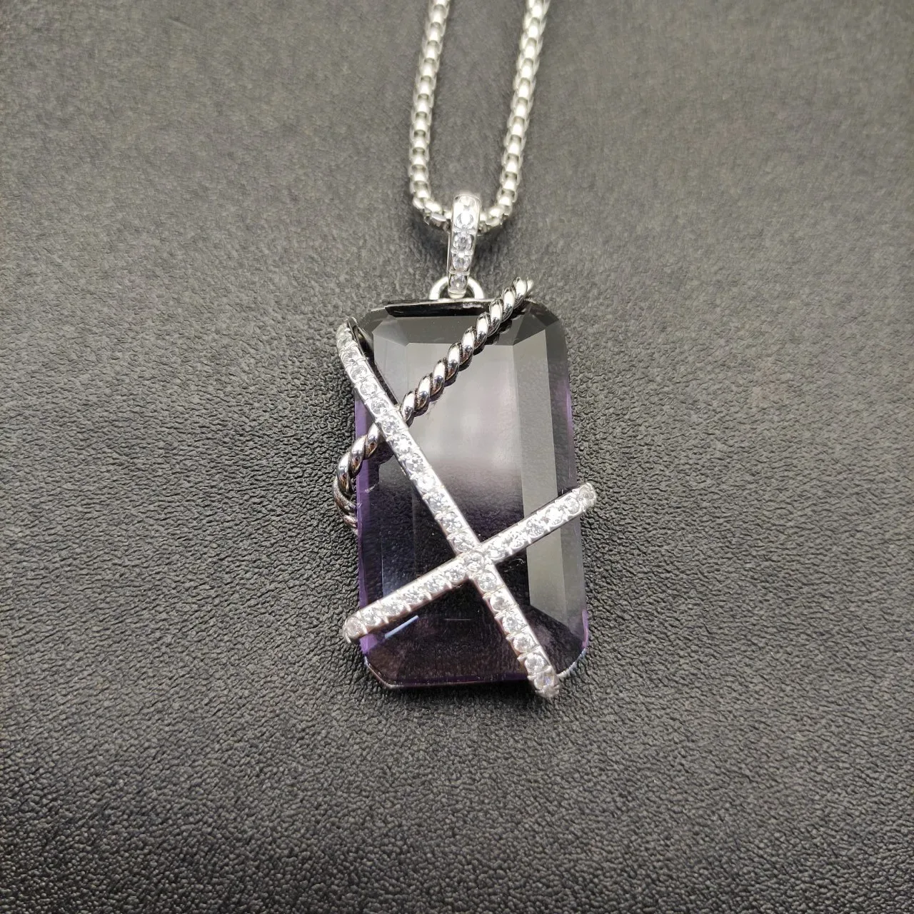Purple Silver Rectangular Emerald-Cut Gemstone Crisscross Twisted Wire Motif Necklace 3