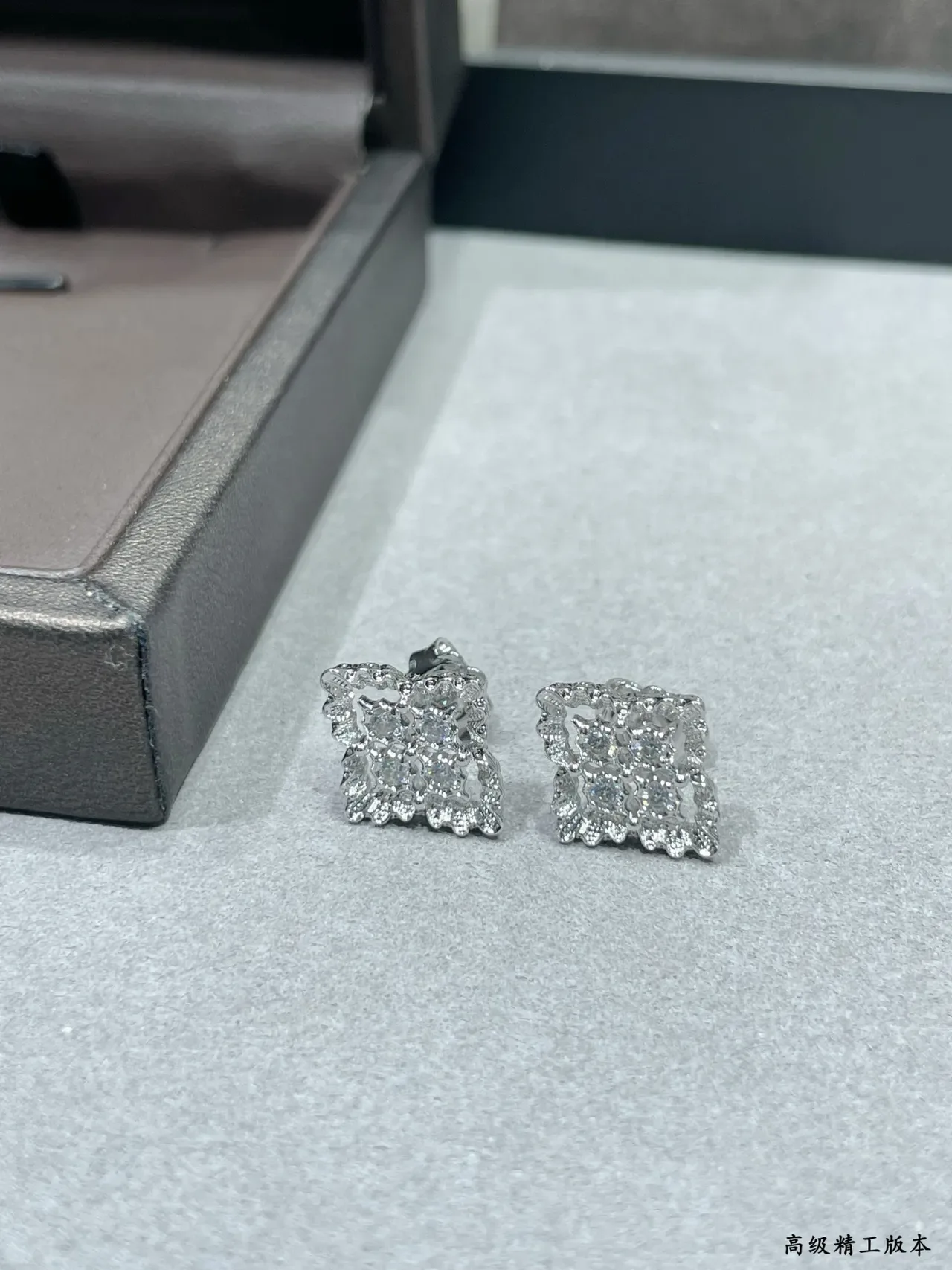 Quatrefoil Filigree Diamond Cluster Stud Earrings 4