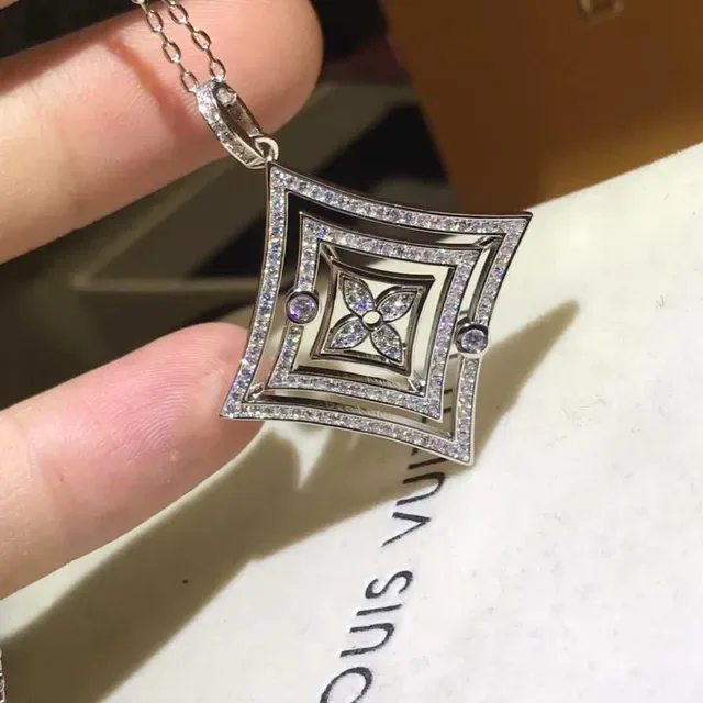 Red Gold Geometric Layered Square Pendant Pavé-Set Stones Necklace 4