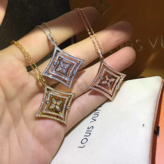 Red Gold Geometric Layered Square Pendant Pavé-Set Stones Necklace 6