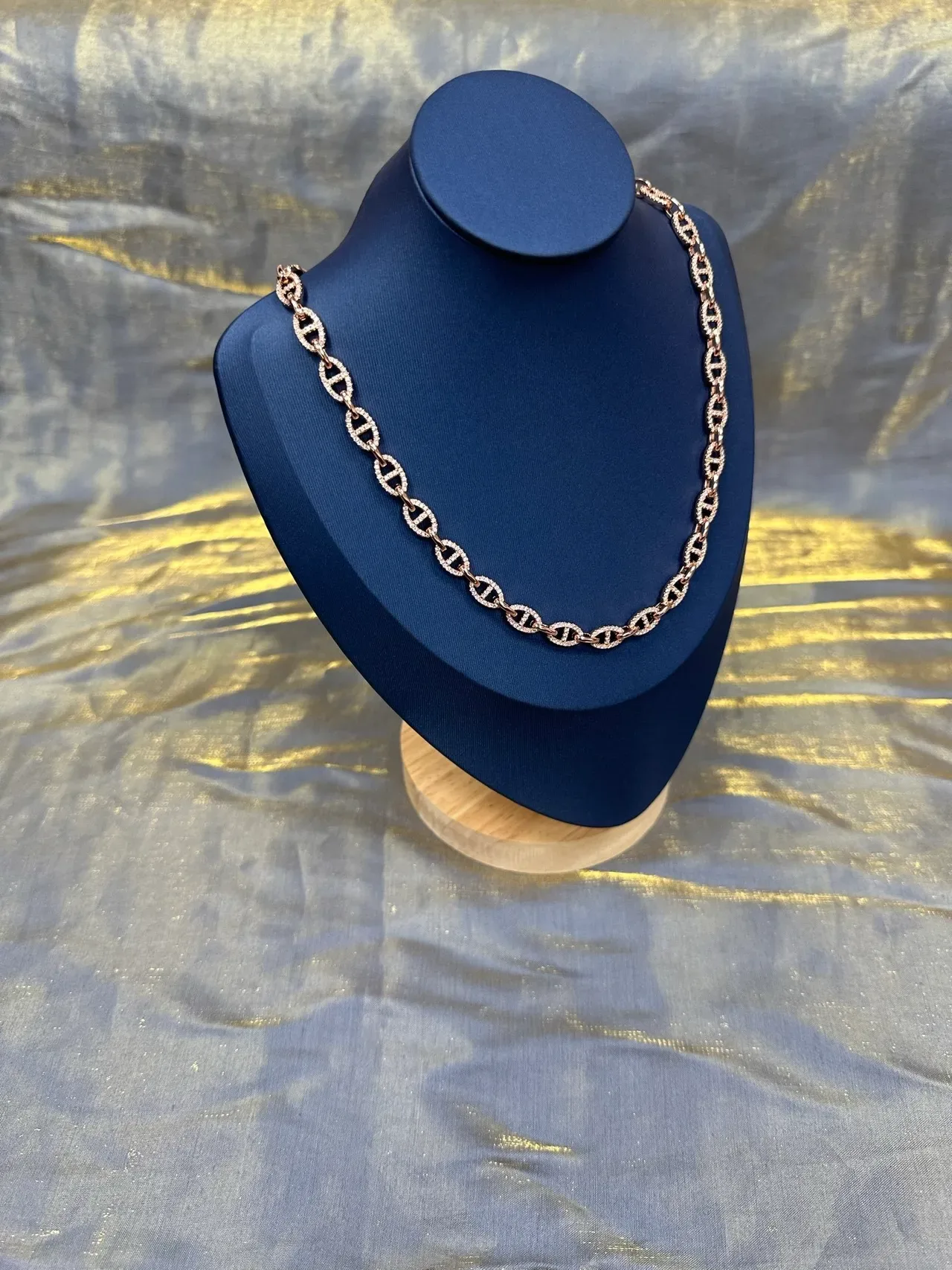Rose Gold Pavé Mariner-Link Statement Necklace 9