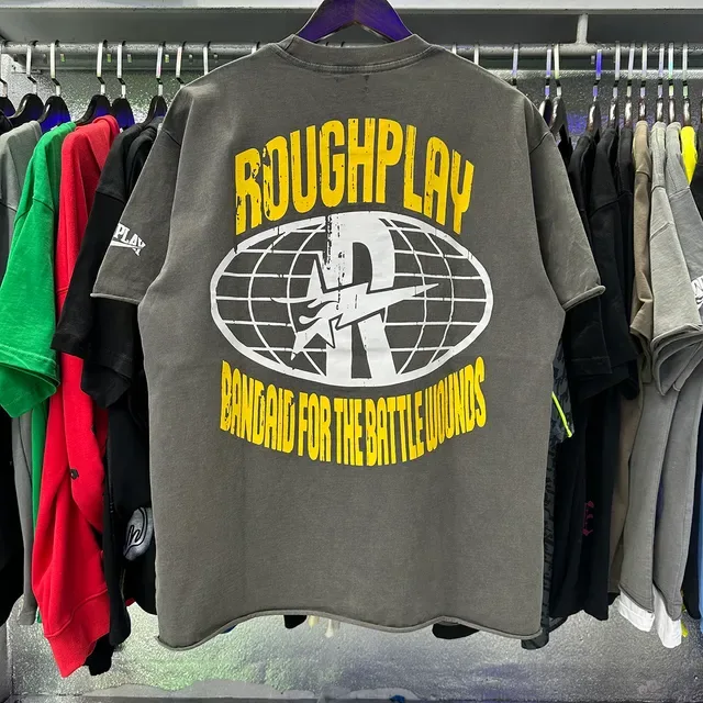ROUGH Oversized Distressed Graphic-Print T-Shirt 5
