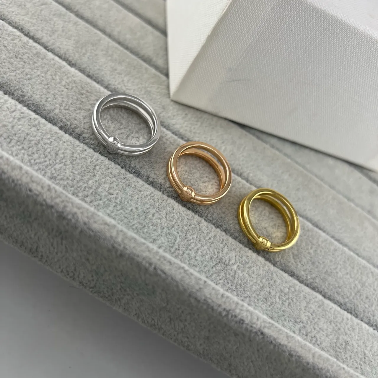 Silver Gold Double-Band Knot Closure Ring 2