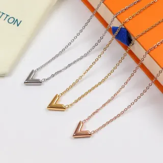 Collier argent et or pendentif en V chaîne de maillons fins