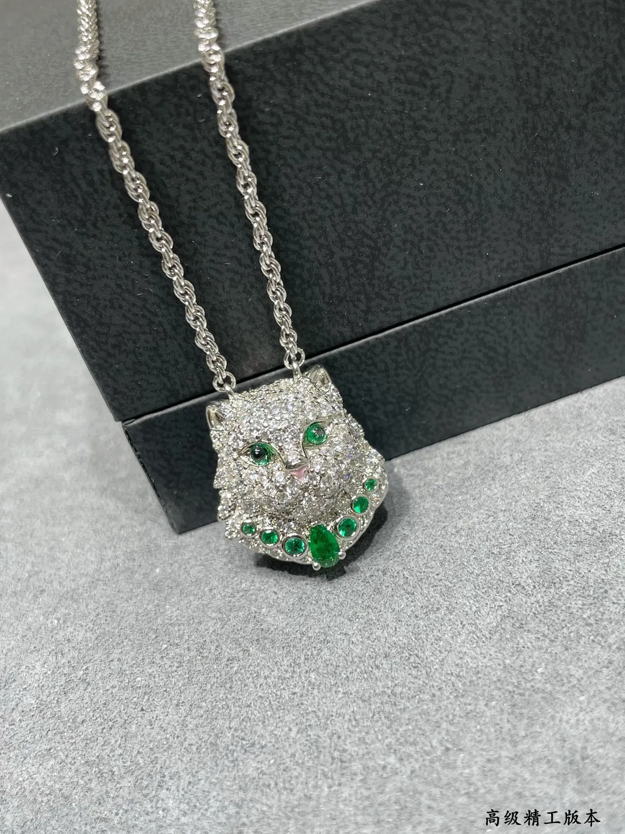 Prateado Verde Cat-Head pingente Pavé-Set pedras transparentes colar 7