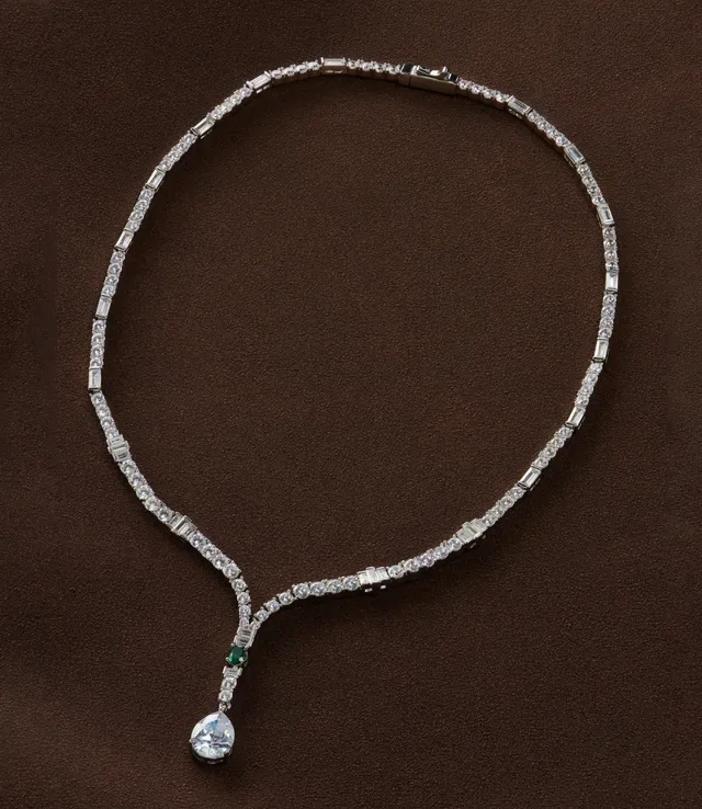Silver Green Diamond-Encrusted Emerald-Accented Necklace 5