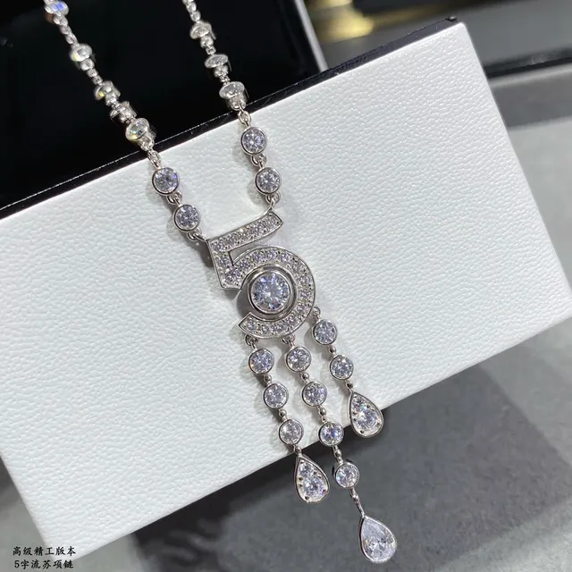 Silver White Diamond-Set Geometric Openwork Necklace 6