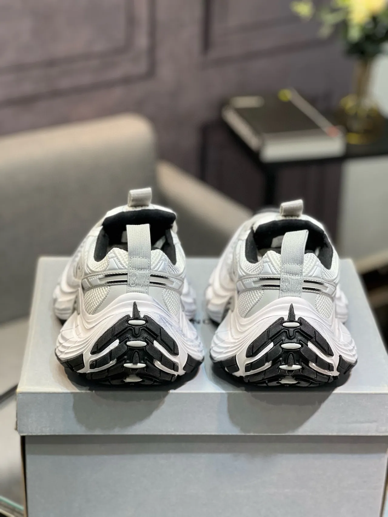 Skechers White Black Midsole Mesh Upper Chunky Sneakers 8