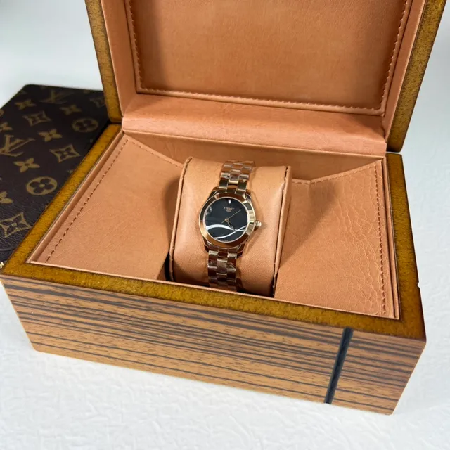 Tissot गोल्ड काला स्टेनलेस स्टील डायल क्वार्ट्ज घड़ी 2