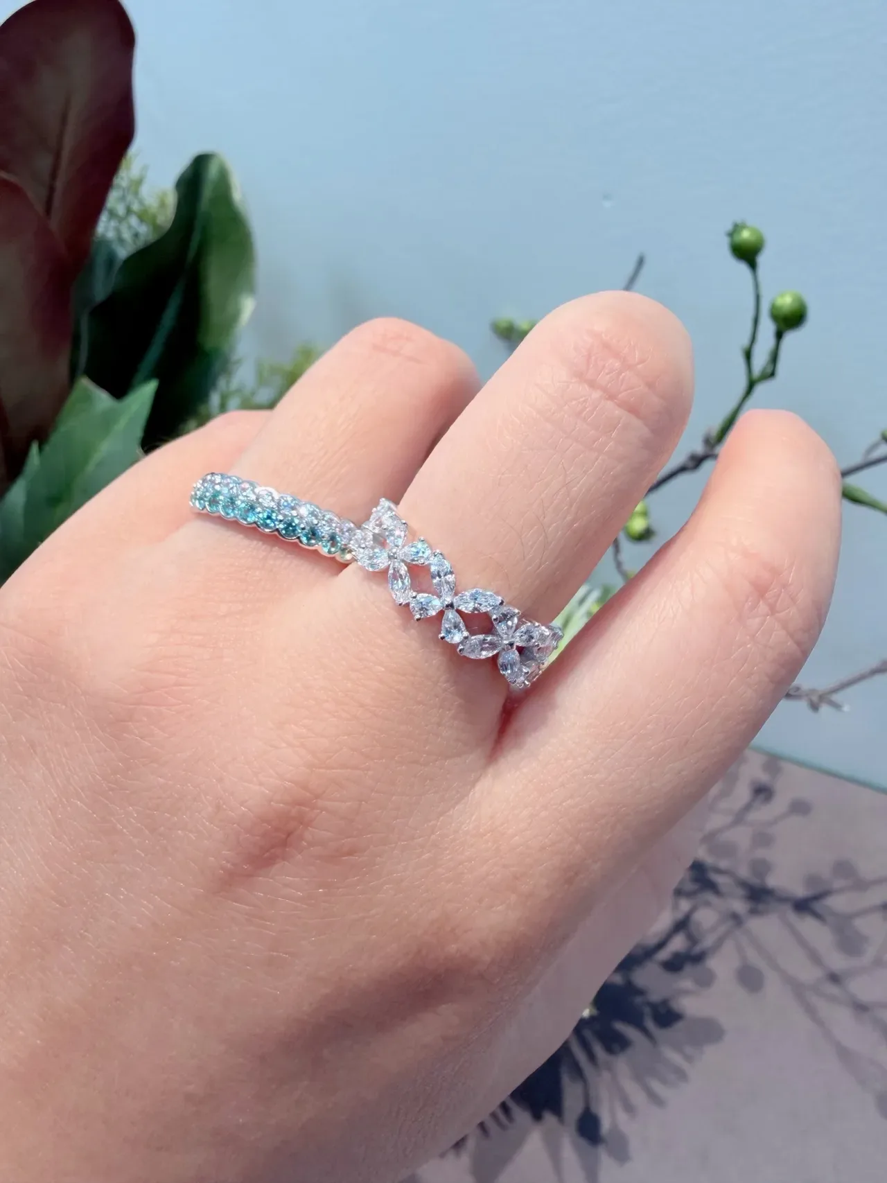 Two-Row Alternating Teal and Clear Gemstone Eternity Ring 9