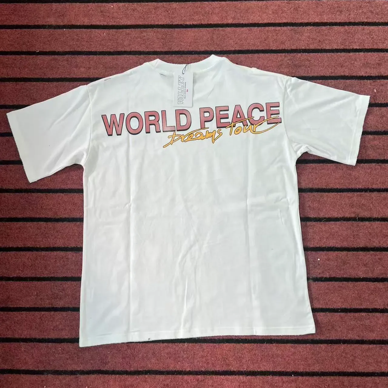 Vale Lives Valley Dreams Crashing Dreams Tour 2000 Graphic T-Shirt 2