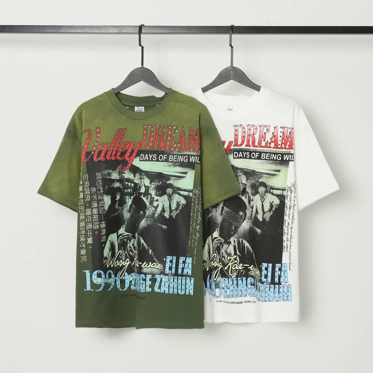 T-shirt graphique oversize vert armée Vale Valley Dreams 2