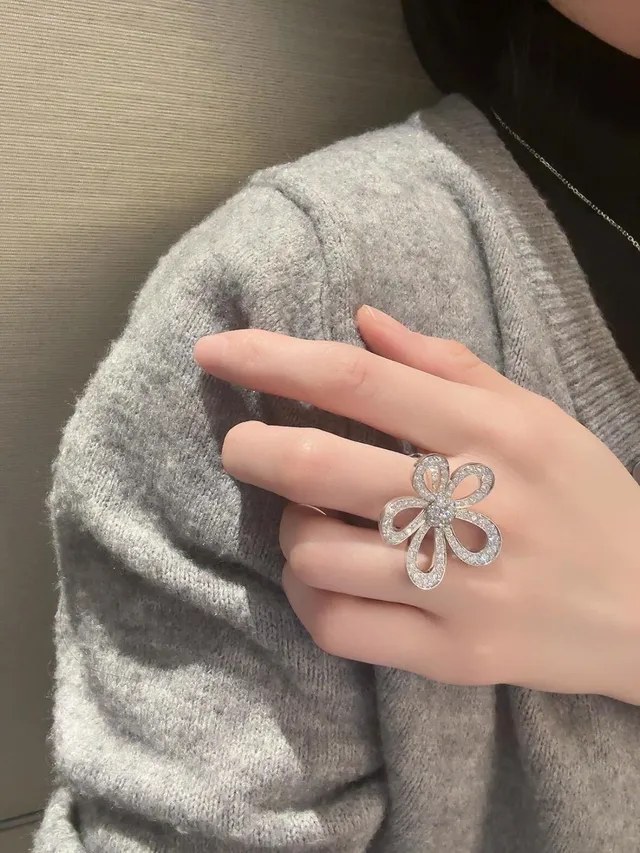 White Gold Tone Pavé Flower Ring 3