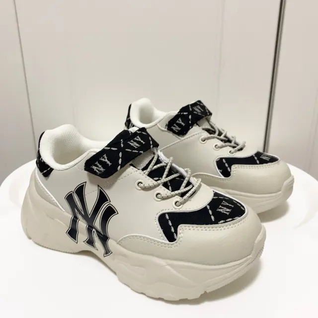 White Navy Platform Sole Cartoon Bear Graphic Chunky Sneakers 23