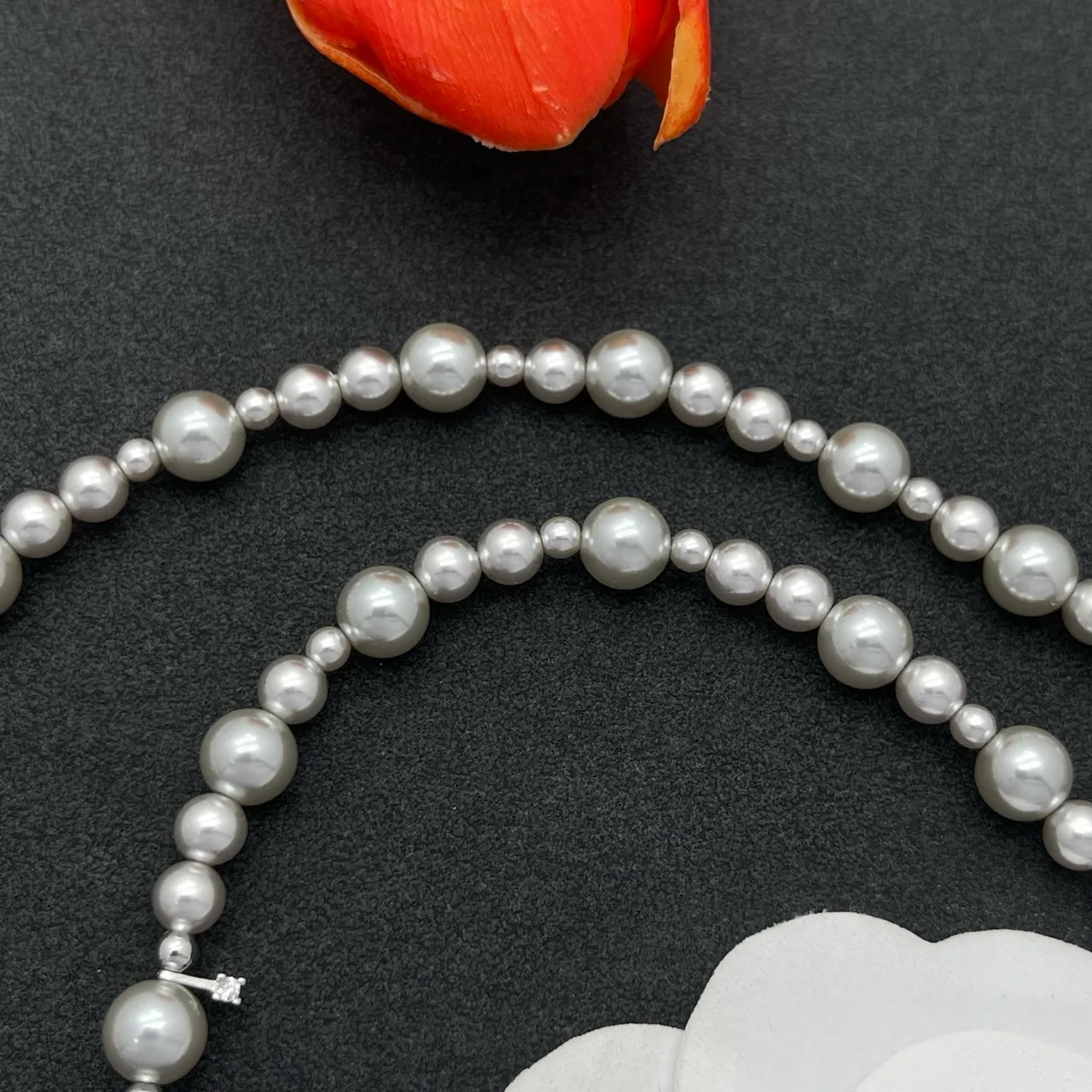 White Silver Pearl Strand Graduated Sizing Necklace 3