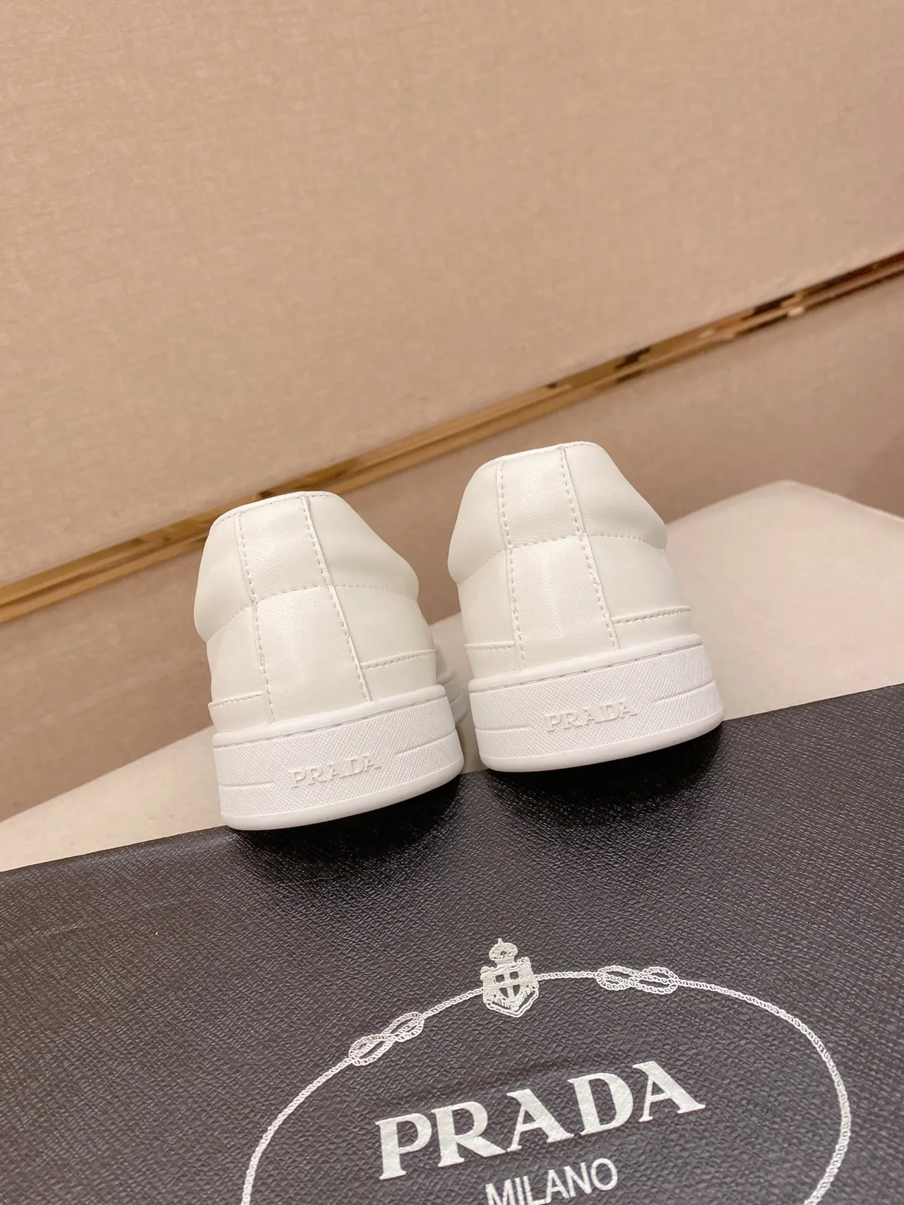 White Slip-On Clean Loafer 9